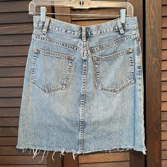 Gap Denim Frayed Hem Mini Skirt - Picture 2 of 6